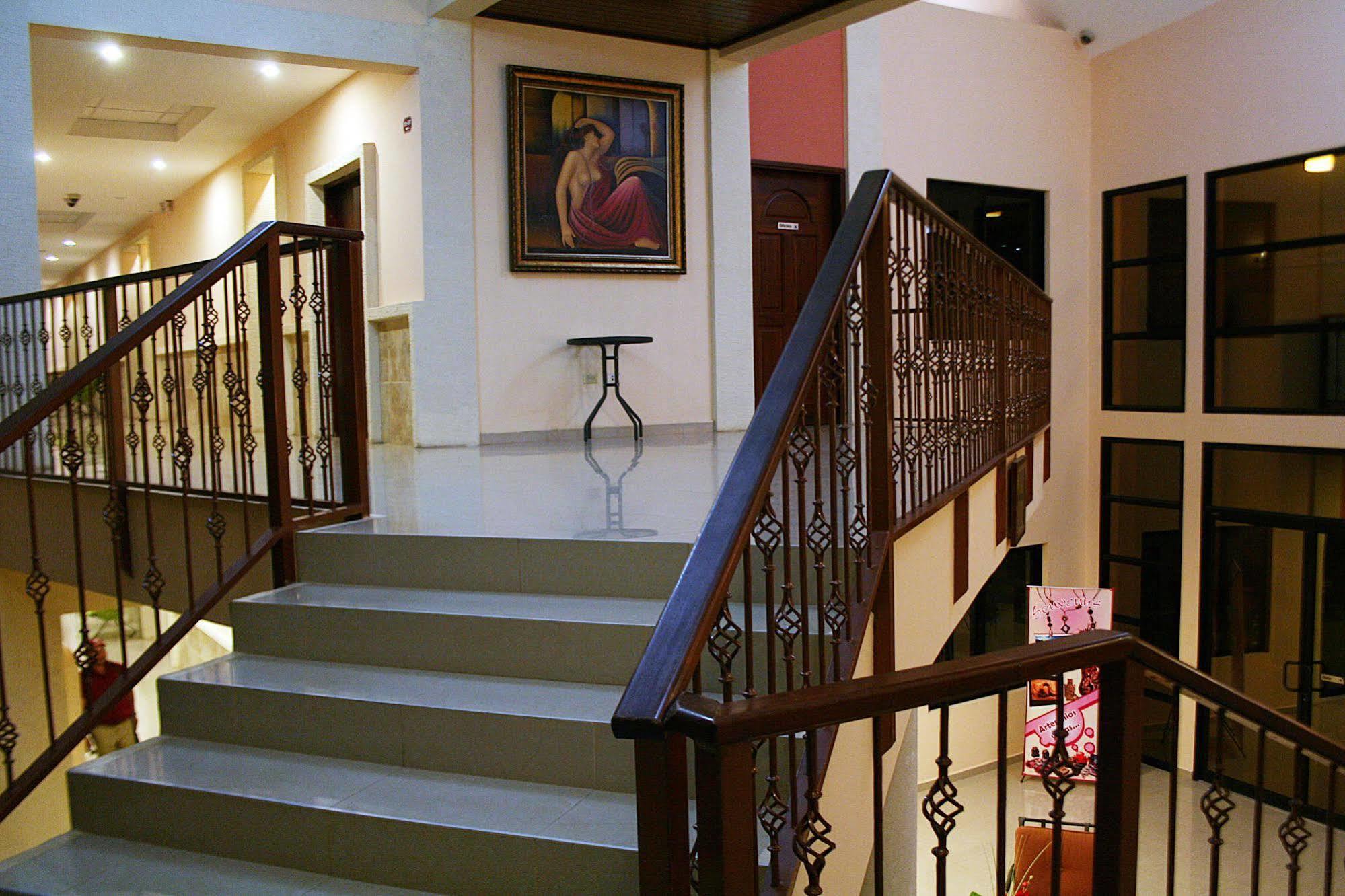 Hotel Plaza Maria Catacamas Exterior foto