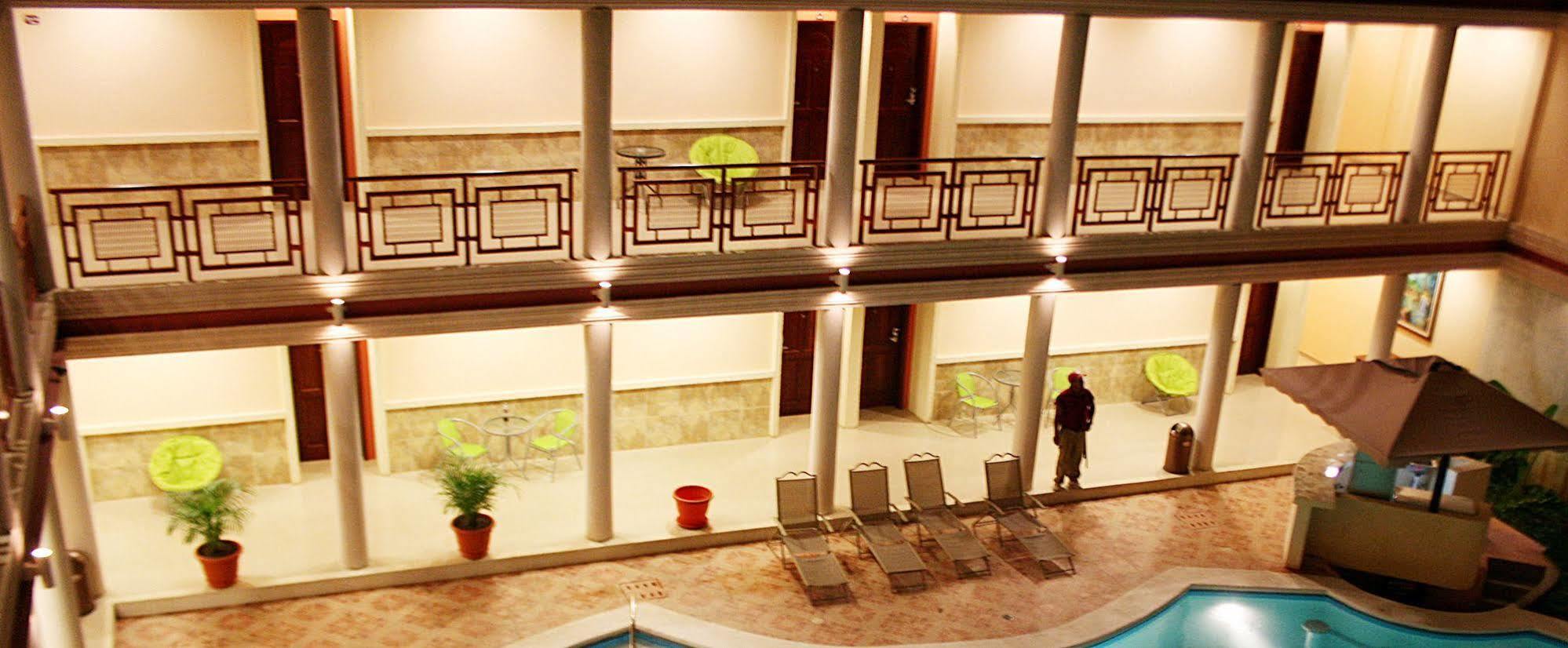 Hotel Plaza Maria Catacamas Exterior foto